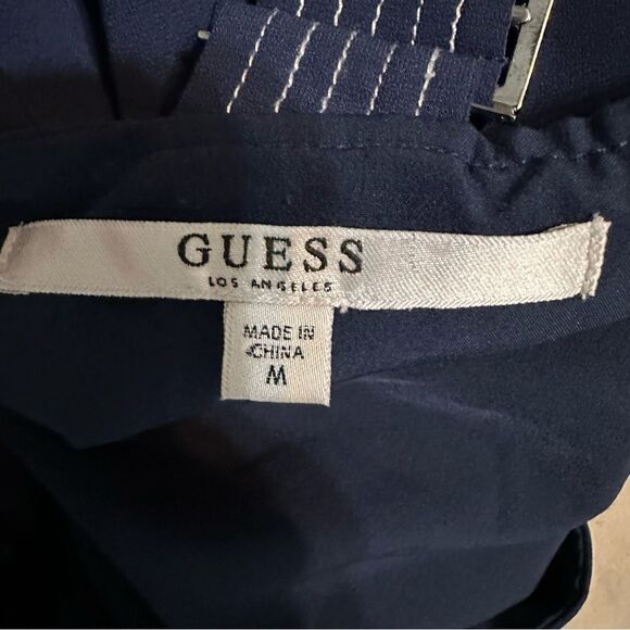 Guess navy top size medium - Picture 5 of 5